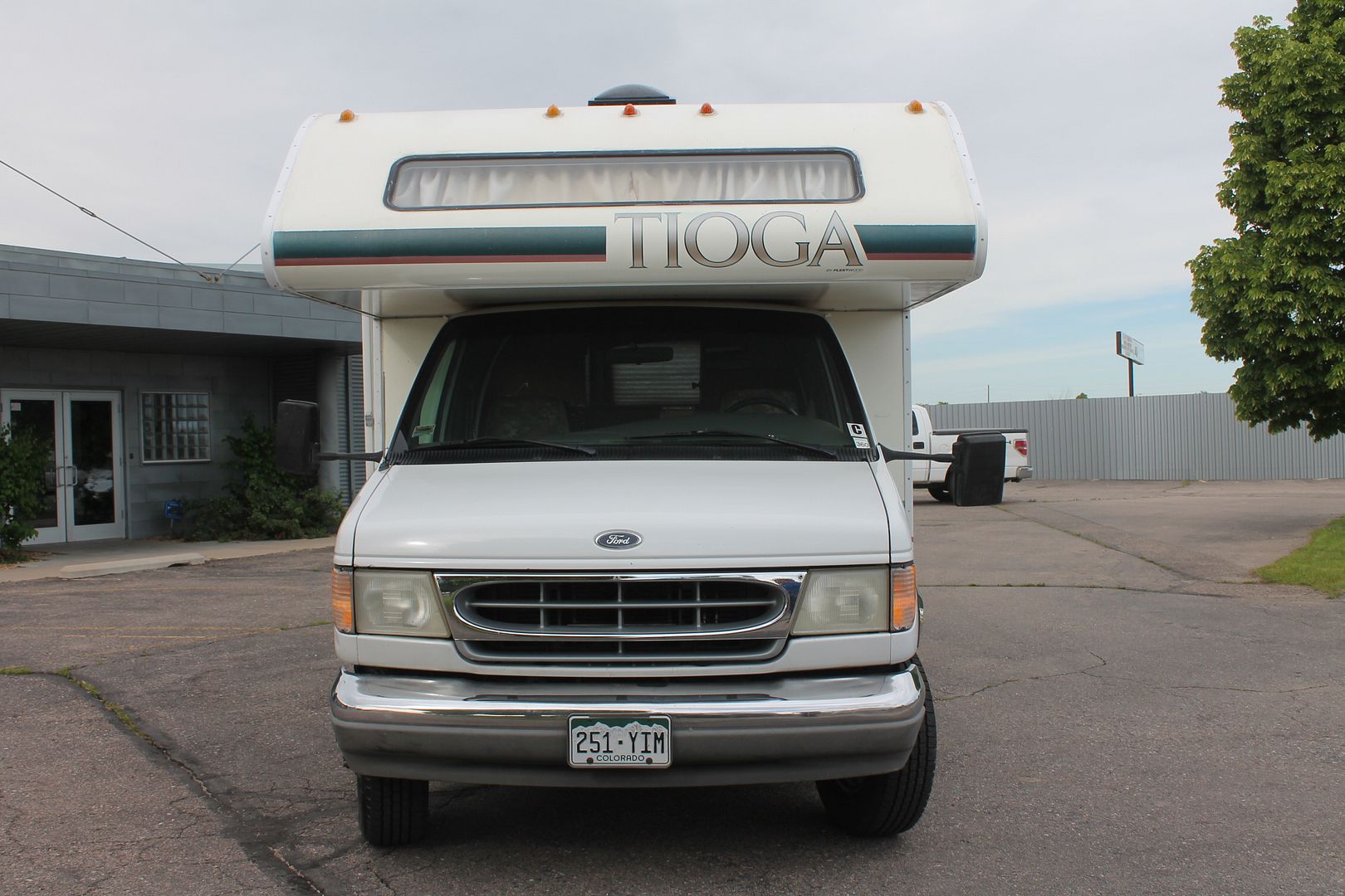 1997 Ford Eseries Fleetwood Tioga Motor home Class C RV ***SOLD
